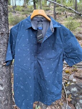 Orvis Navy Blue Short Sleeve Button-Up Shirt with Airborne Print size M